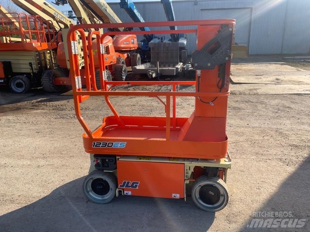 JLG 1230 ES Ollós emelők