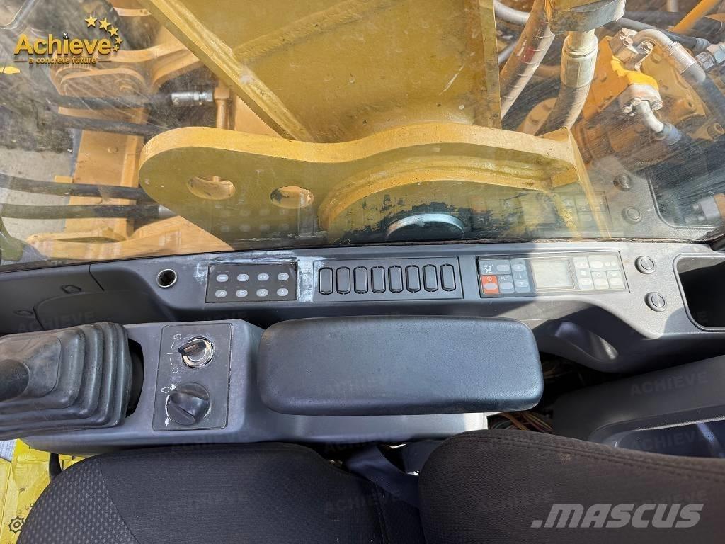 CAT 329 D2L Lánctalpas kotrók