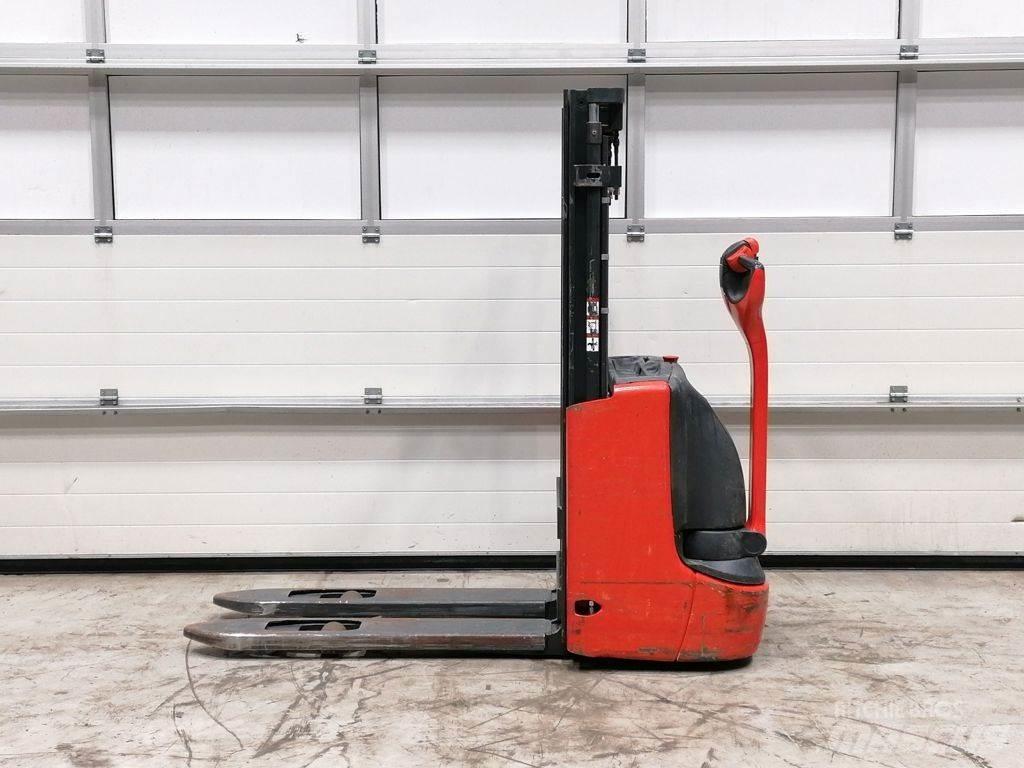 Linde L10B Gyalogkíséretű targonca