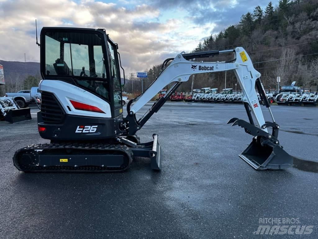 Bobcat E 26 Mini kotrók < 7t