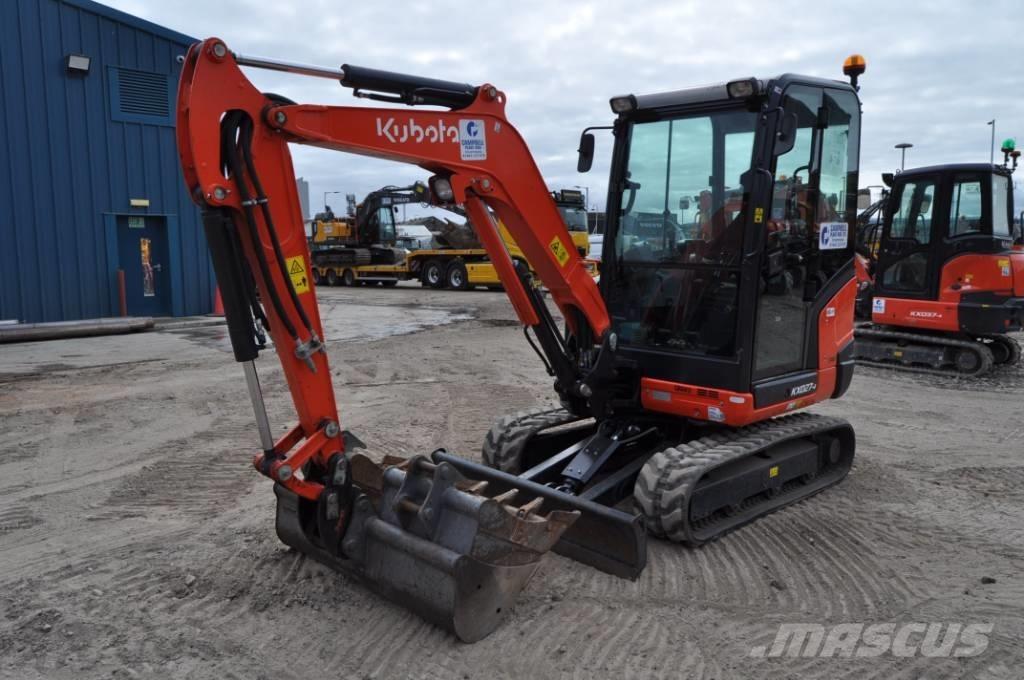 Kubota KX 027-4 Mini kotrók < 7t