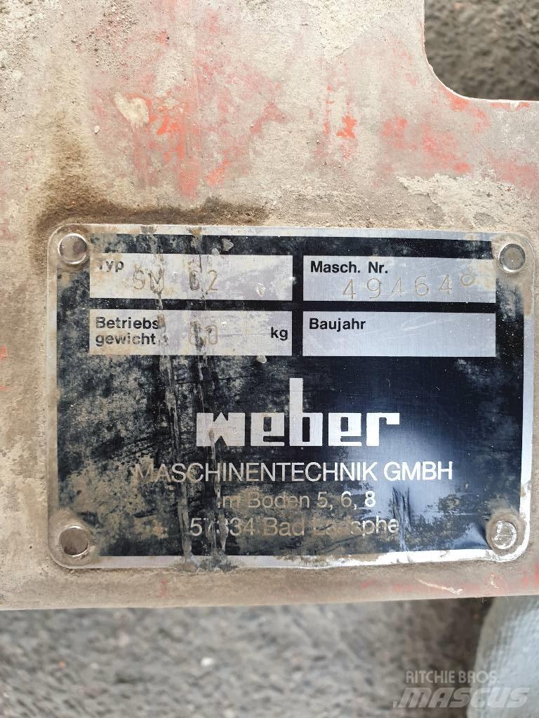 JCB Bordsteinzange Egyéb alkatrészek