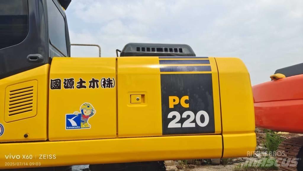 Komatsu PC 220 Mini kotrók < 7t