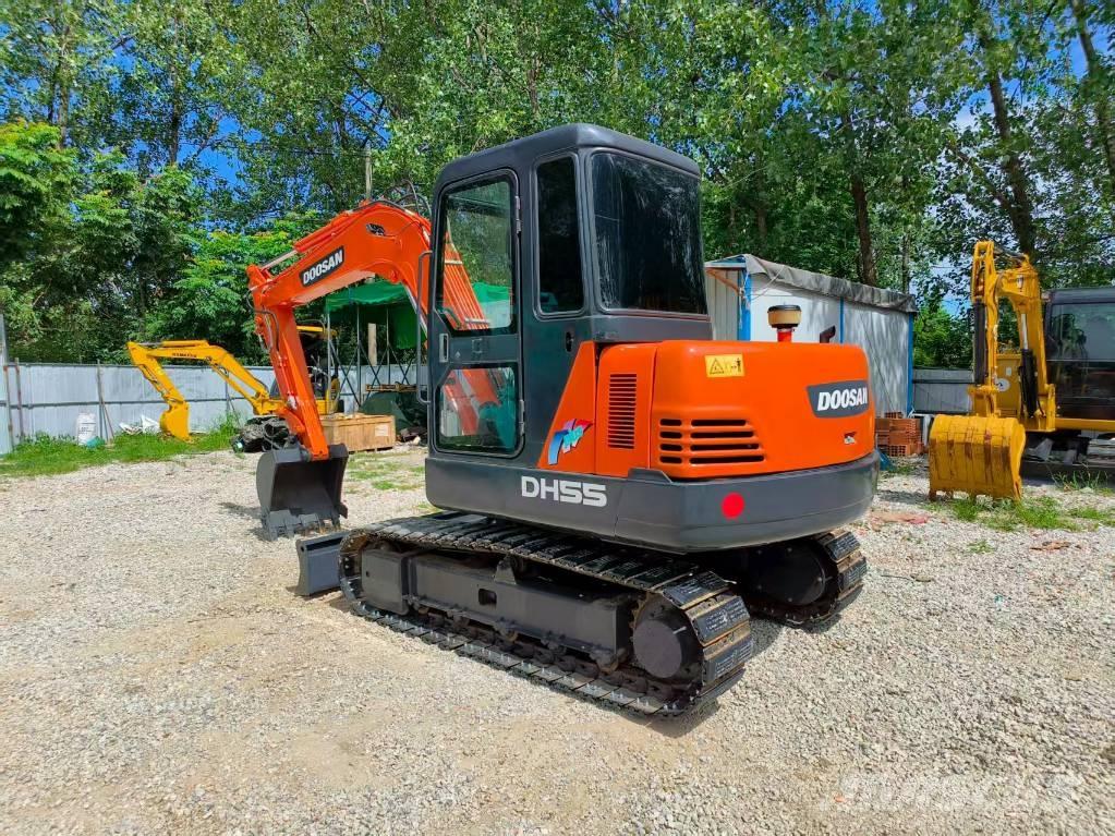 Doosan DH 55 Mini kotrók < 7t