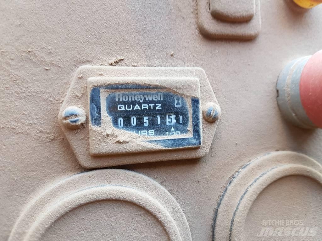 Volvo PT 125 Pneumatikus kerekes hengerek