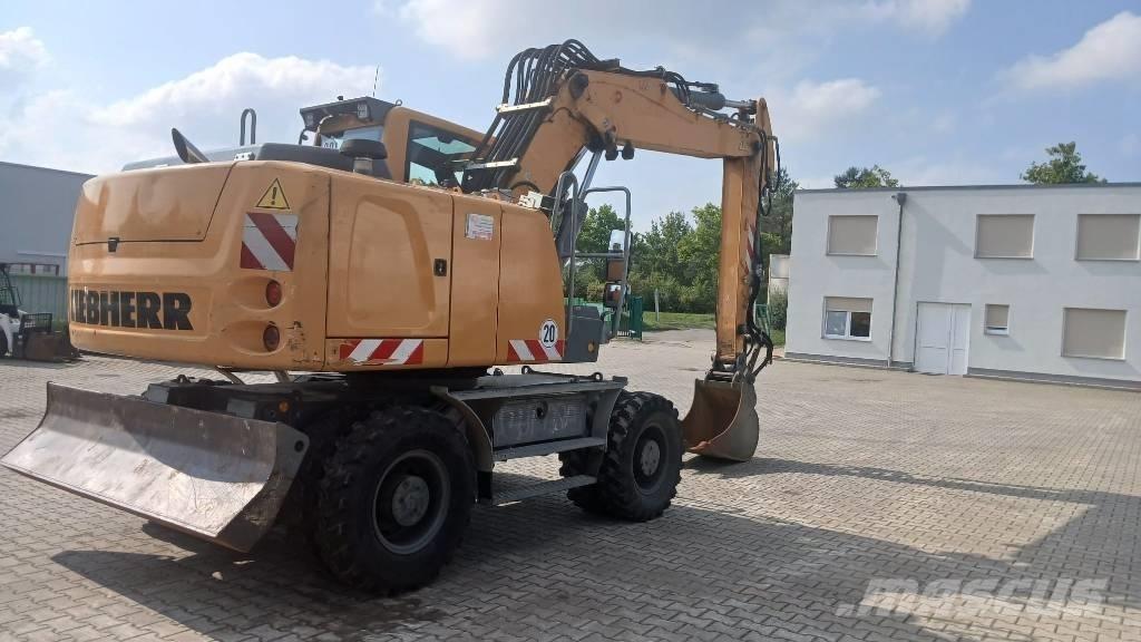 Liebherr A 916 Gumikerekes kotrók