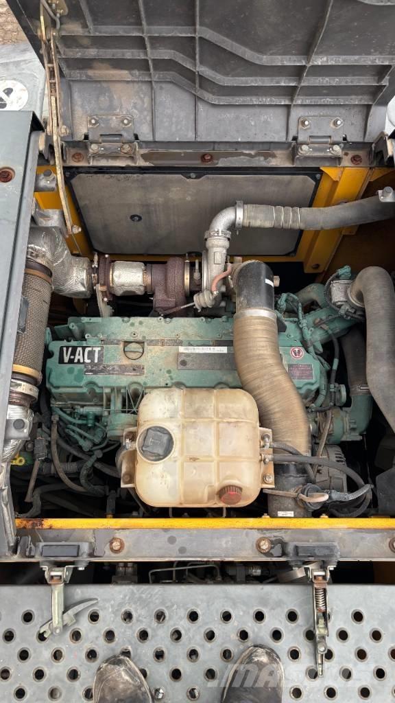 Volvo EC 250 EL Lánctalpas kotrók