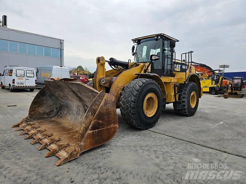 CAT 966K Gumikerekes homlokrakodók