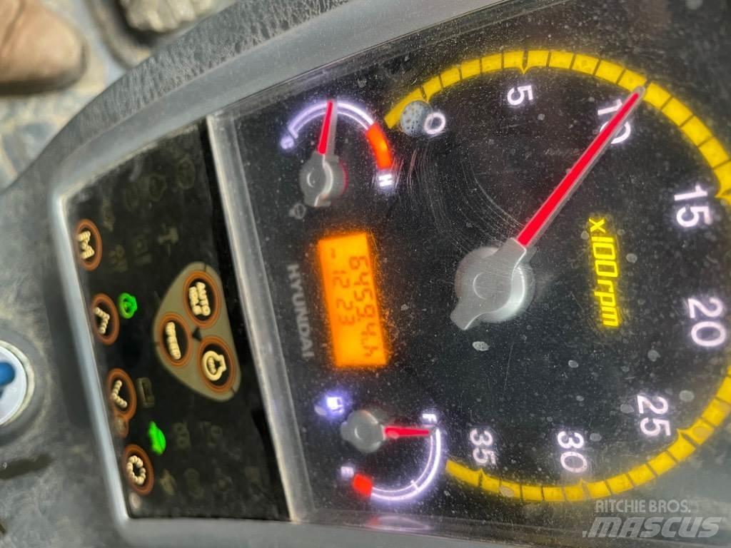 Hyundai R80CR-9 Közepes (midi) kotrók 7 t - 12 t