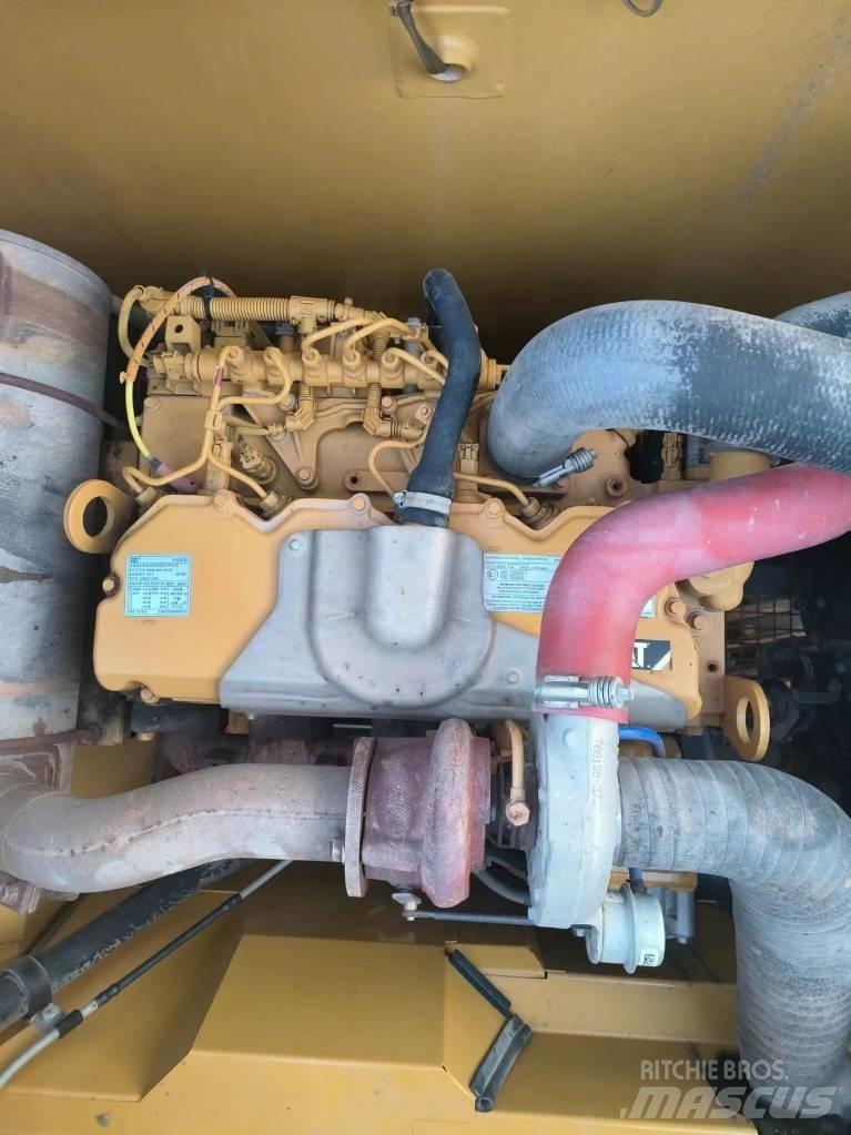CAT 320GC Lánctalpas kotrók