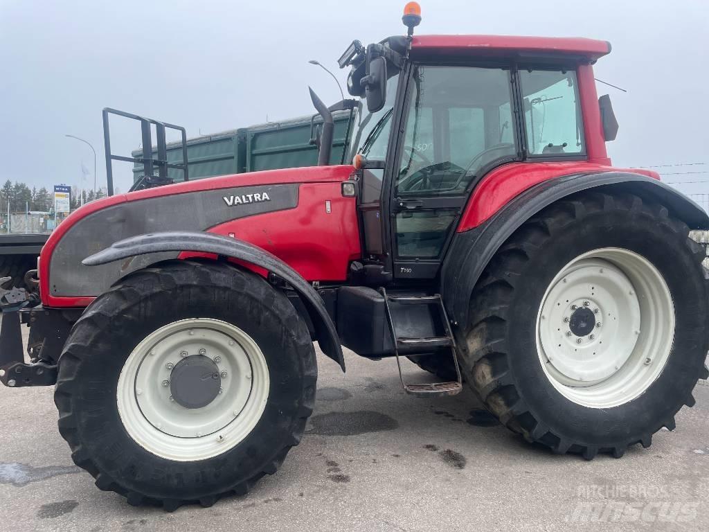 Valtra T 190 Traktorok