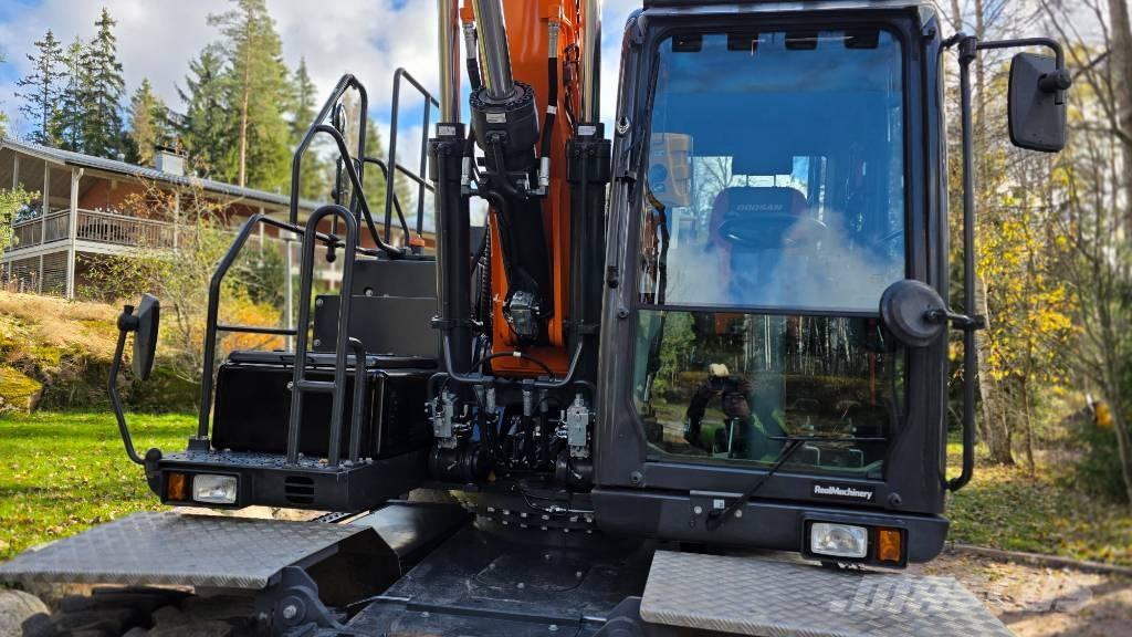 Doosan DX 170 W Gumikerekes kotrók