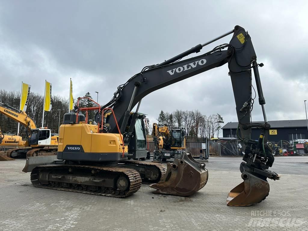 Volvo ECR 235 E LC Lánctalpas kotrók