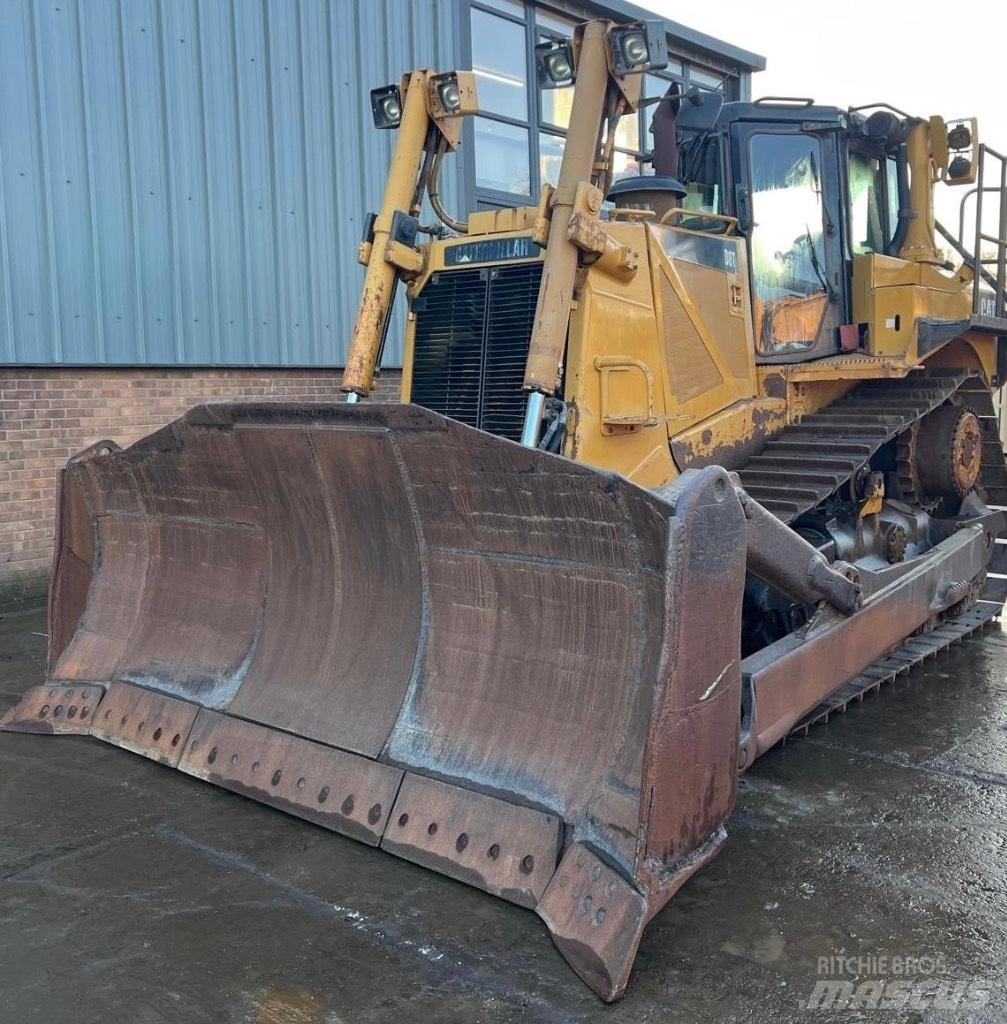 CAT D 8 T lánctalpas dózerek