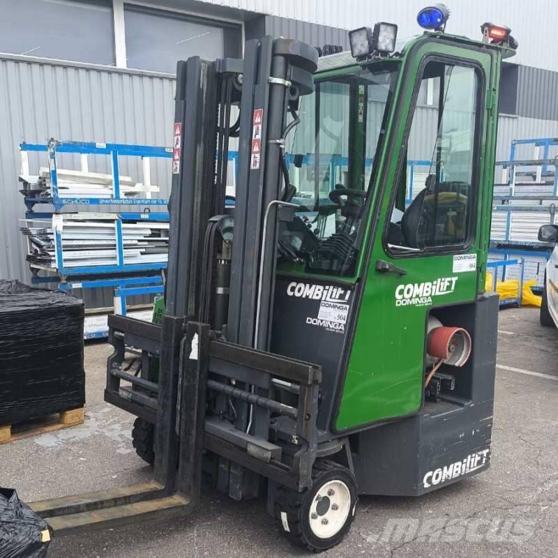 Combilift CB 2500 Tolóoszlopos négyutas targonca
