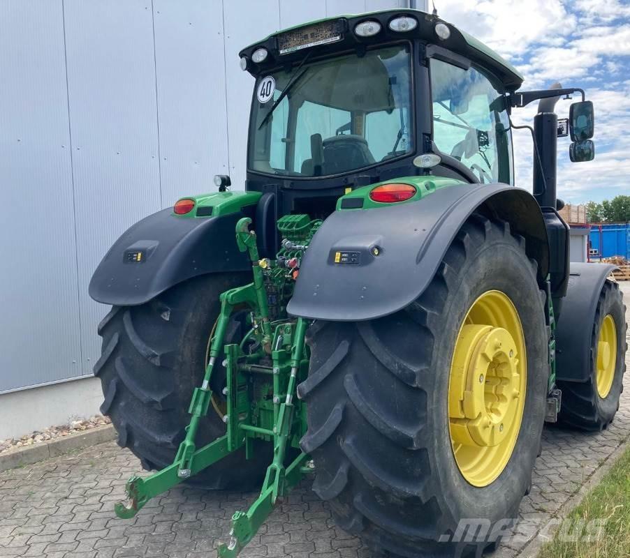 John Deere 6250R Traktorok