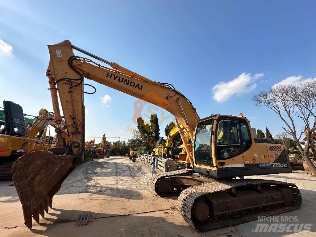 Hyundai 225 Lánctalpas kotrók