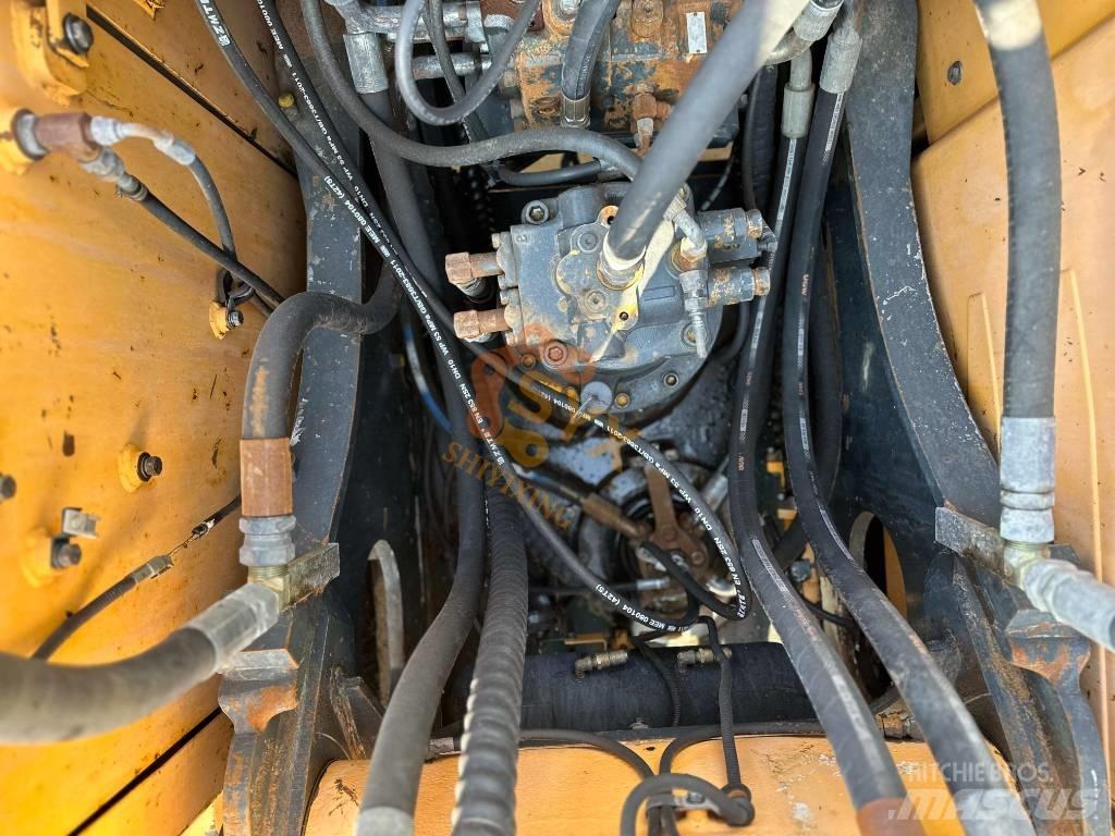 Hyundai 225 Lánctalpas kotrók