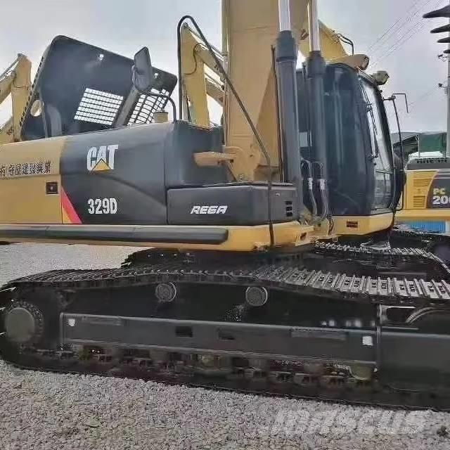 CAT 329 Lánctalpas kotrók