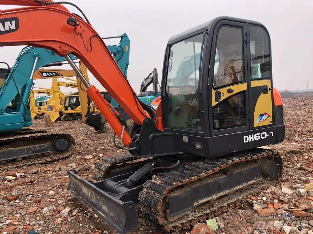 Doosan DH 60-7 Mini kotrók < 7t