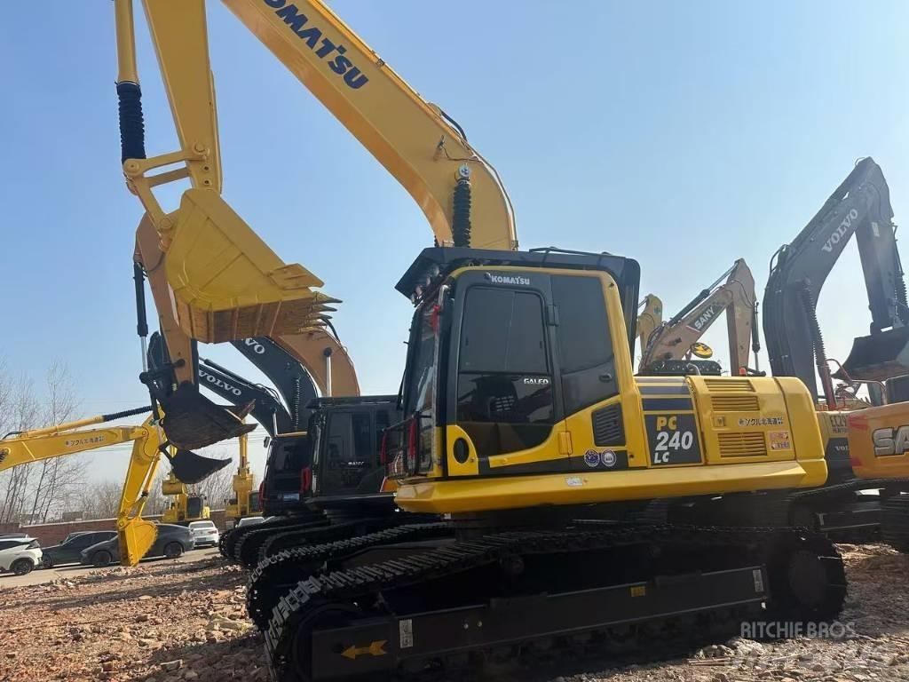 Komatsu PC 240 Lánctalpas kotrók