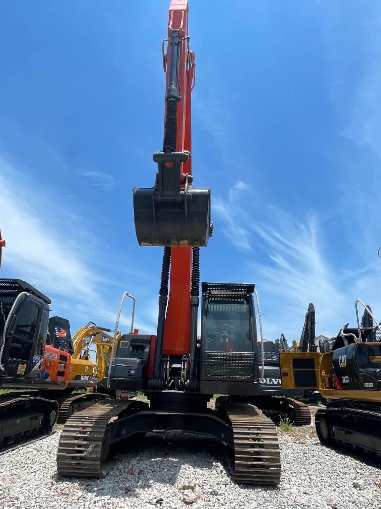 Hitachi ZX 240 Lánctalpas kotrók