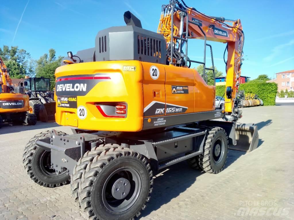 Develon DX 165 WR-7 Gumikerekes kotrók