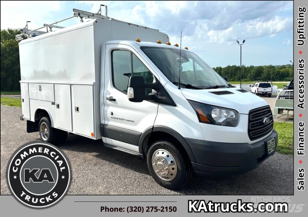 Ford Transit 350 Kis teherszállító/Platós kocsi