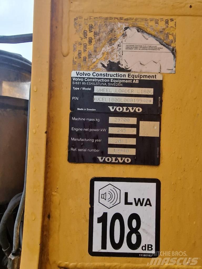 Volvo L180G Bj 2013' Gumikerekes homlokrakodók