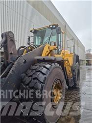 Volvo L180G Bj 2013' Gumikerekes homlokrakodók