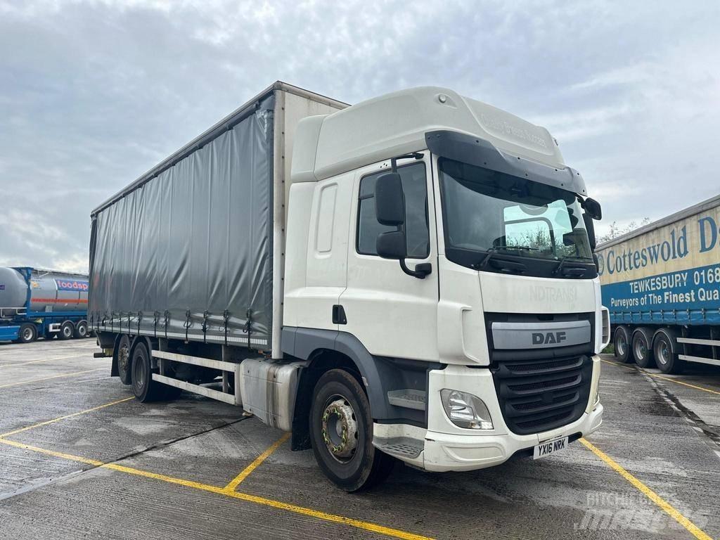DAF CF330 Elhúzható ponyvás