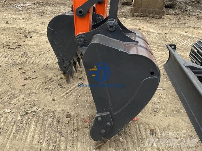 Doosan DX 80 Mini kotrók < 7t