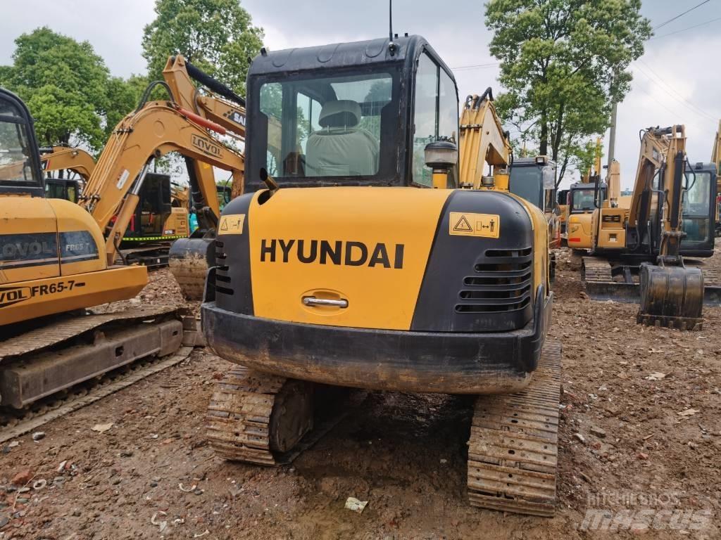 Hyundai R60 Lánctalpas kotrók