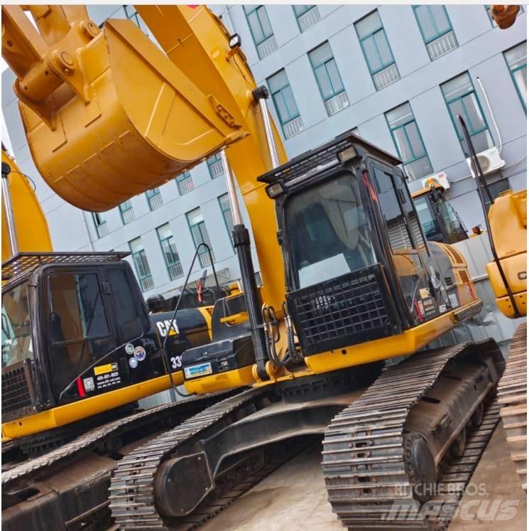 CAT 325 D Lánctalpas kotrók