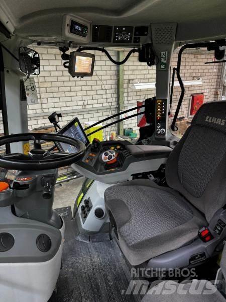 CLAAS AXION 830 Traktorok