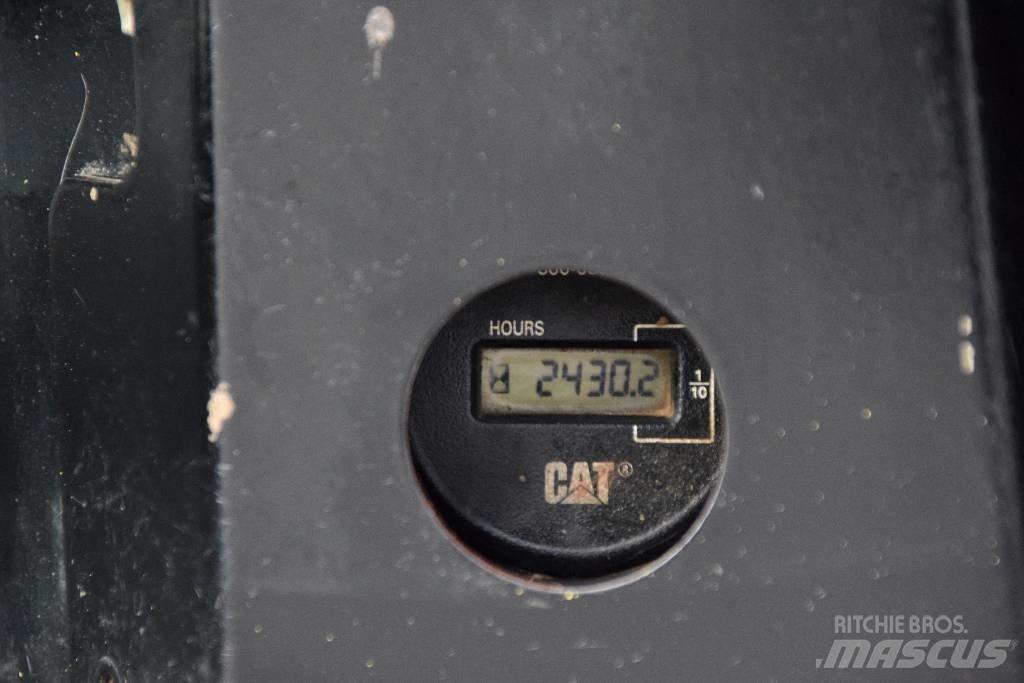 CAT 305E 2CR Mini kotrók < 7t