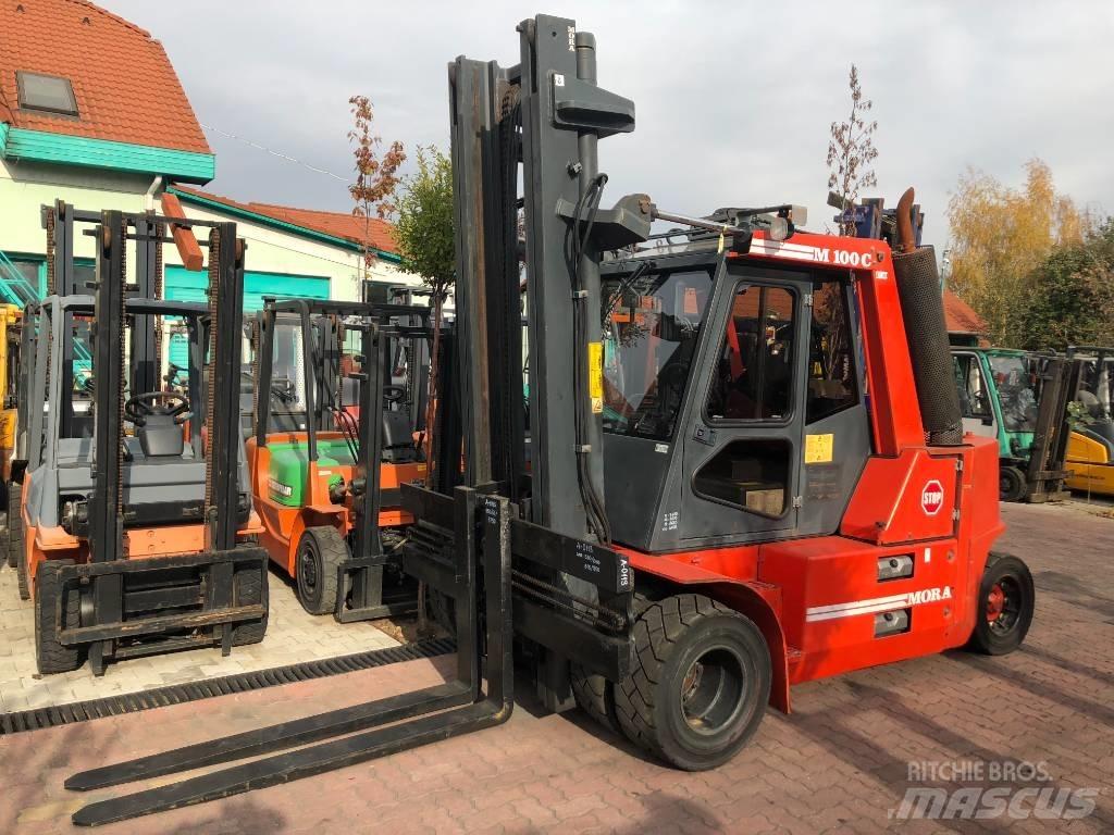 Mora M100C V-3100 Gázüzemű targoncák
