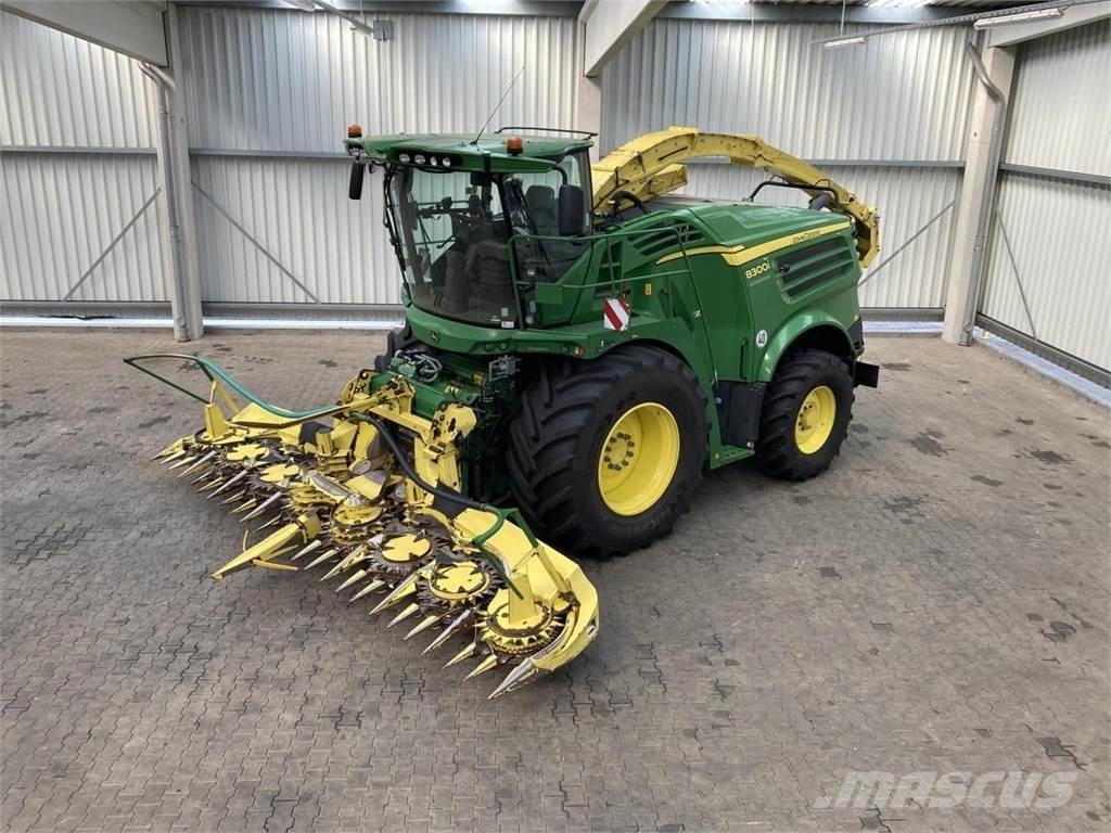 John Deere 8300 Önjáró szecskázók