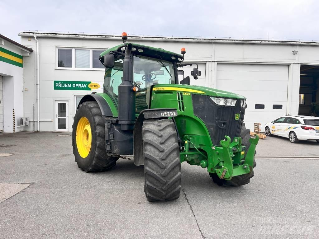 John Deere 7250 R Traktorok