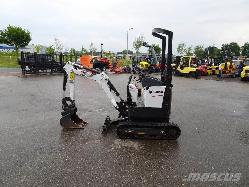 Bobcat E10Z Mini kotrók < 7t