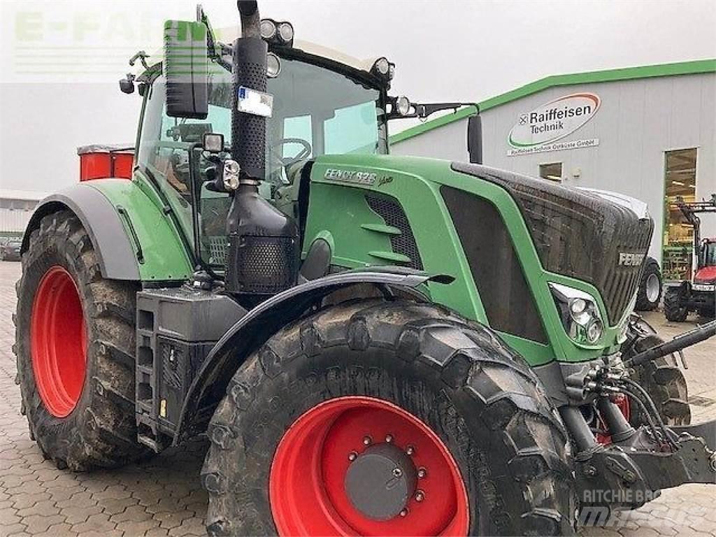 Fendt 828 vario s4 Traktorok