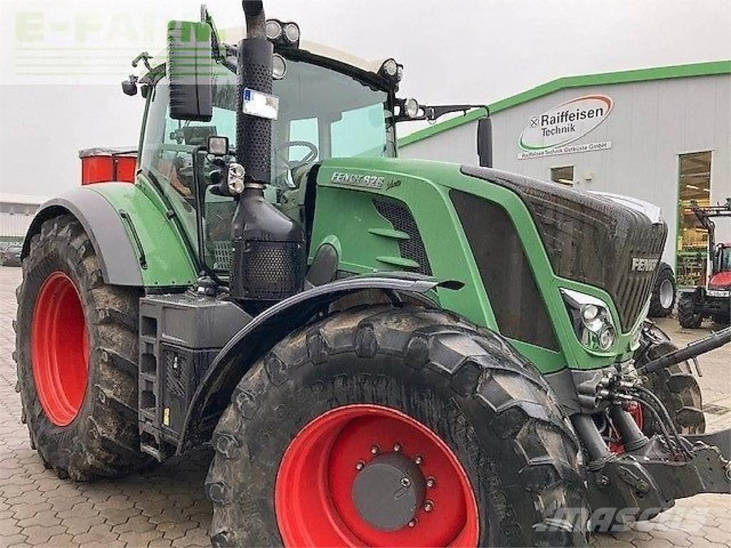 Fendt 828 vario s4 Traktorok