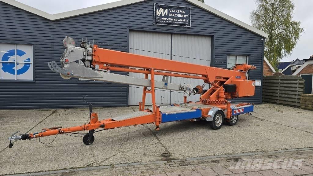 Böcker AHK 27/1000 Terepdaruk