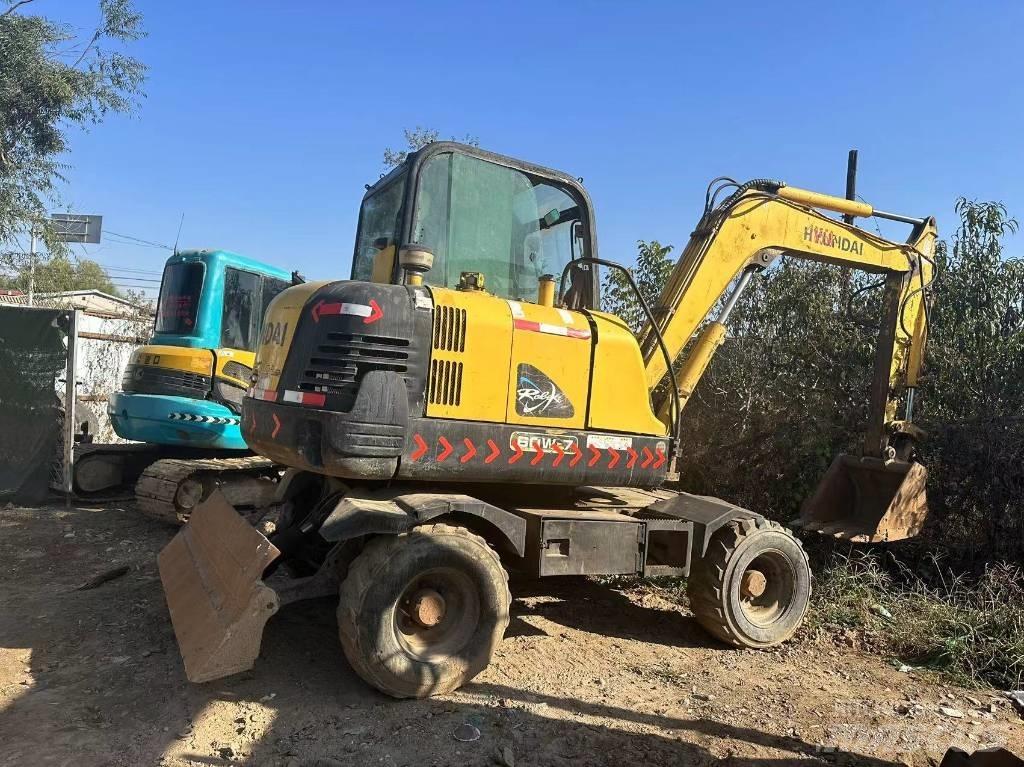 Hyundai R60W-7 Lánctalpas kotrók