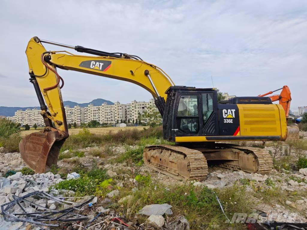 CAT 336 E Lánctalpas kotrók