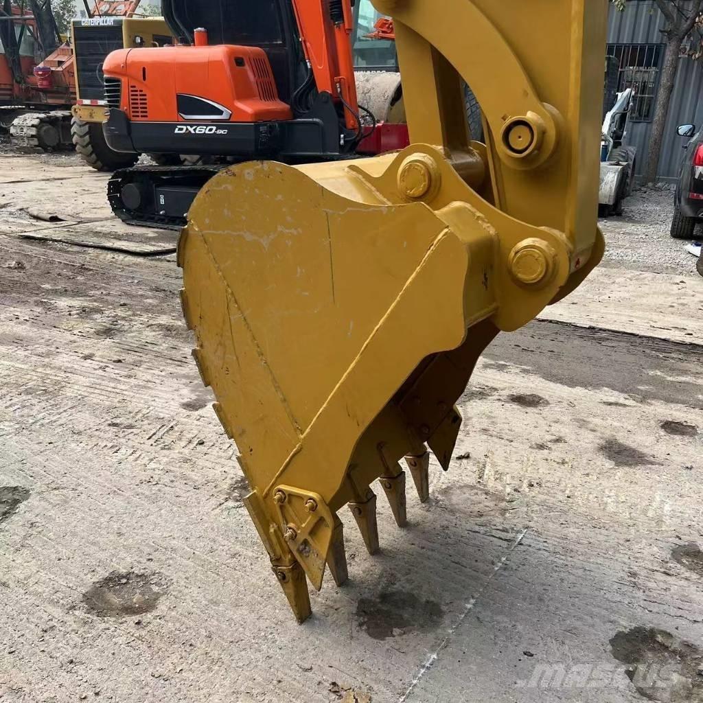 CAT 307E2 Mini kotrók < 7t