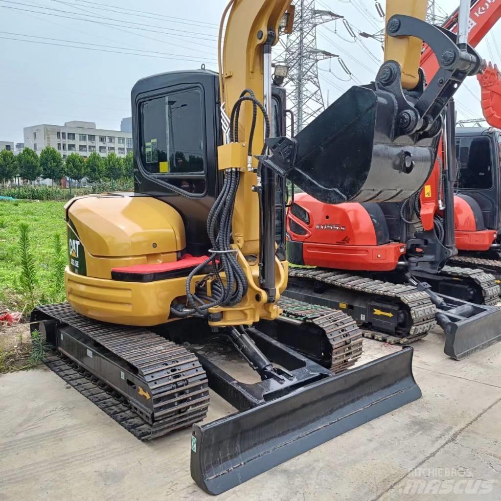 CAT 303.5E2 Lánctalpas kotrók