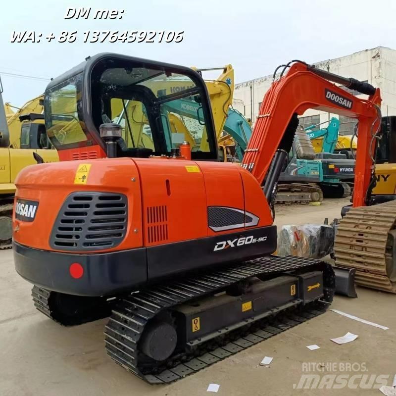 Doosan DX60 Lánctalpas kotrók