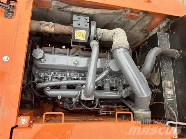 Doosan DH210W Gumikerekes kotrók