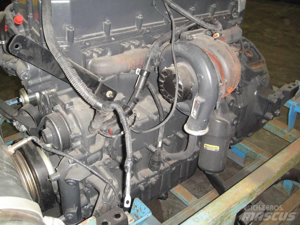 New Holland TC5060 Motorok